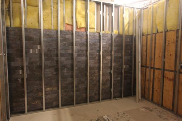 image of wall structure being built with lead lining for radioactive iodine therapy for veterinary clinic